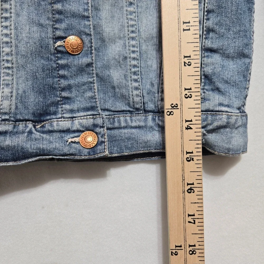 Levi's Denim Jacket Size 6X Blue Distressed Medium Wash #1288
